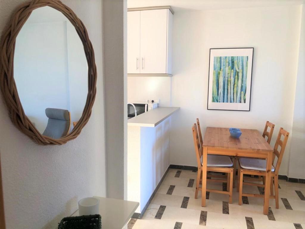Acogedor Apartamento Frente Al Mar Con Piscina Altea Exterior photo
